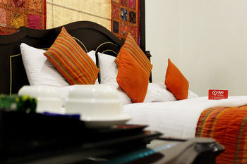 Oyo Premium Rajouri Garden Janta Market Yeni Delhi Dış mekan fotoğraf